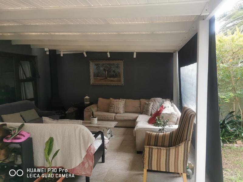 To Let 2 Bedroom Property for Rent in Table View Western Cape